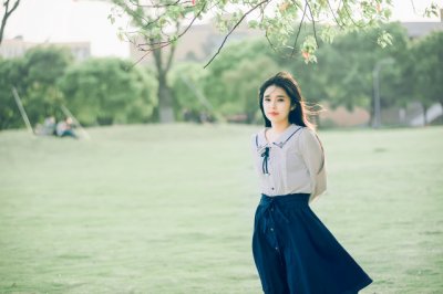 ​踏春的说说心情的句子朋友圈