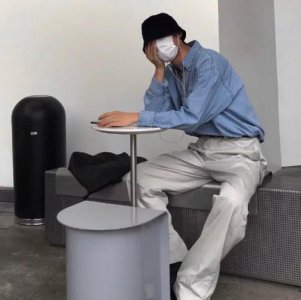 ​适合剪了头发发朋友圈的句子[60句]