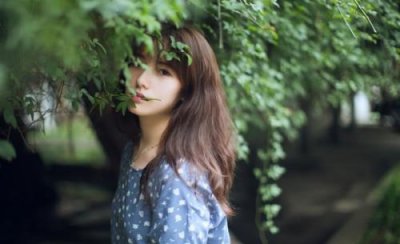 ​伤感的句子看了都想流眼泪短句 分手放不下伤感说说
