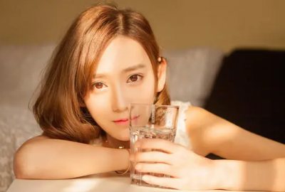 ​爱上一个有家的男人伤感说说
