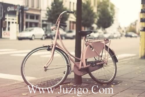 发朋友圈生日孤独伤感的句子(精选29句)