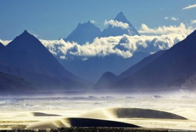 ​元旦旅游十大最佳地点，中国的丹霞地貌被列入了世界自然遗产