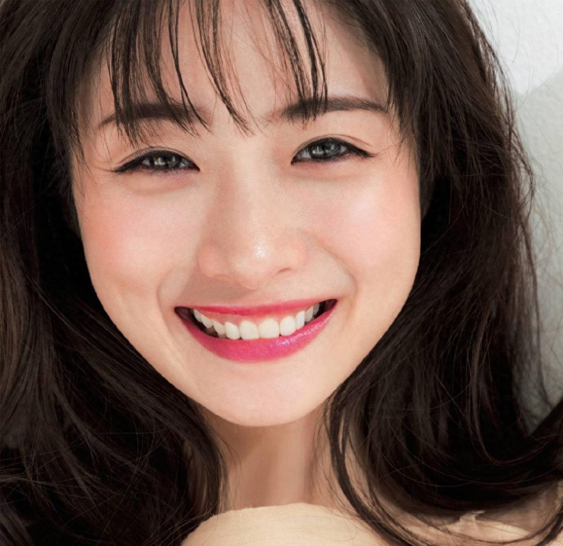 石原里美迷人大头像