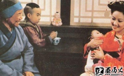 ​红楼梦刘姥姥人物分析