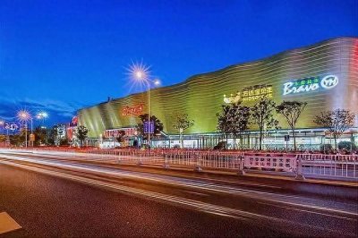 ​王健林卖掉10座万达广场的背后是什么，