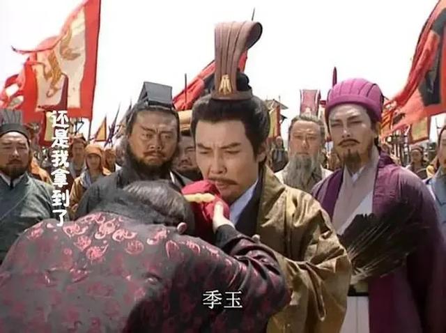 孙策死后鲁肃向孙权推荐谁来协助东吴政事（谁建议孙权将荆州借给刘备）