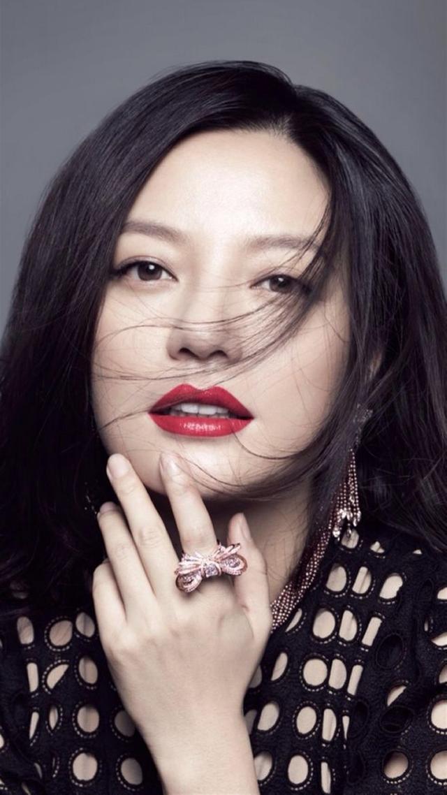 马云的老婆赵薇（如今下场大快人心）