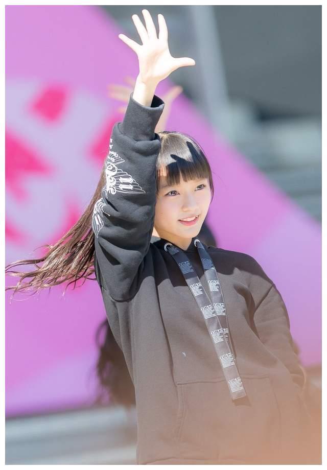 拥有“日本千年一遇”称号的桥本环奈：美到心里了！（多图）