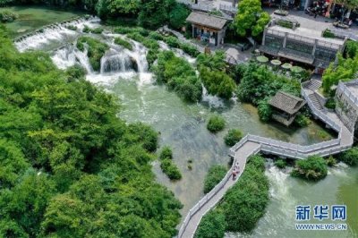 ​秀美天河潭
