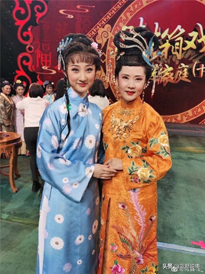 戏外的何赛飞