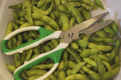 ​煮毛豆切忌直接下锅，大厨教你3个诀窍，翠绿不变色，好吃又入味