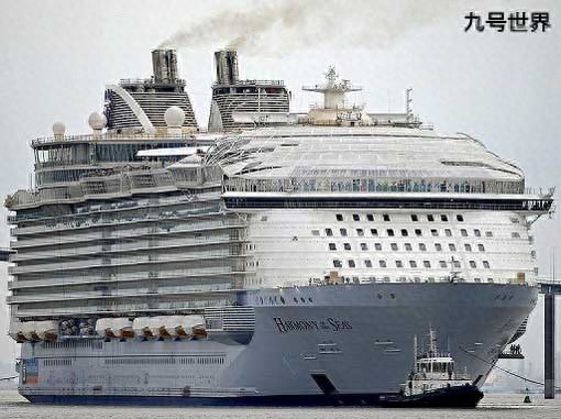 全球十大顶级邮轮,比泰坦尼克号长100米,人民币75亿建造!