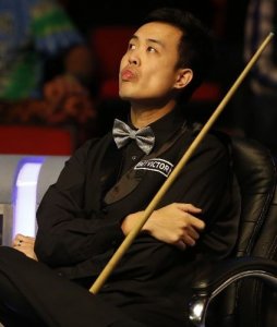 ​台球运动员“神奇小子”——傅家俊