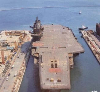 ​我国首艘航母瓦良格号回归风波