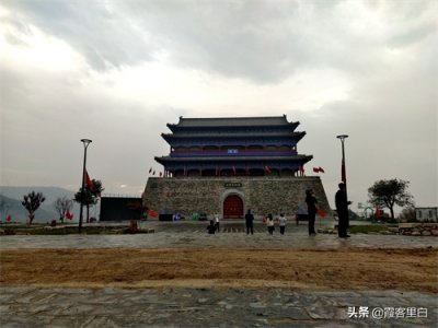 ​入陕西第一景：老潼关的潼关古城和女娲神像