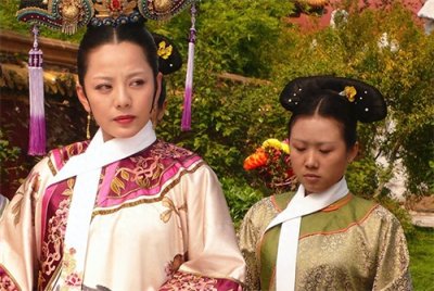 ​夜夜数砖的敬妃能笑到最后，不是因为甄嬛，而是得益于“三高”