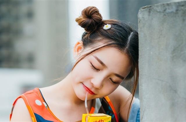 适合发朋友圈的高兴句子 朋友圈高兴心情短语 适合发朋友圈的高兴句子 朋友圈高兴心情短语