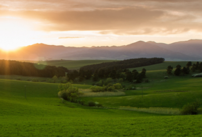 ​自己过生日发朋友圈的高情商句子